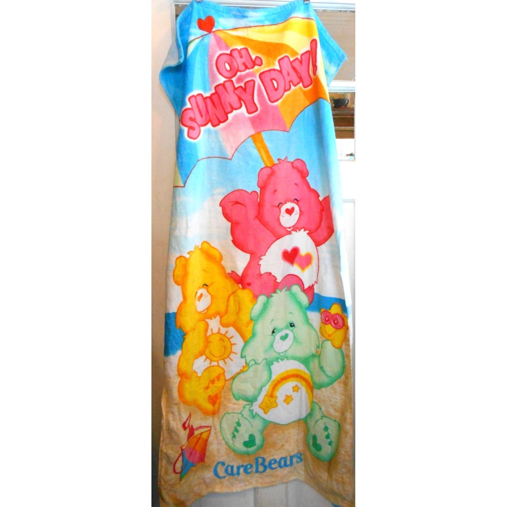 Vintage 2003 Care Bears Beach Pool Towel 100% Cotton 56in x 27in Rainbow Hearts